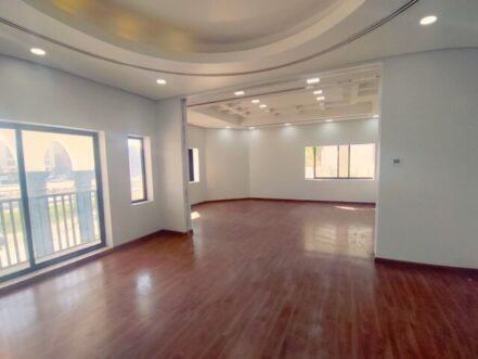 9 BHK Semi furnished Commercial Villa for rent in Zinj near Highway BD.1800/-